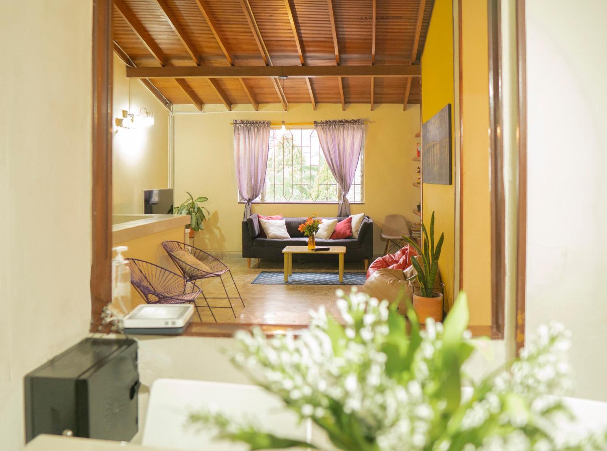 Buntes House-Casa Hotel Laureles-Estadio Medellín Exteriör bild